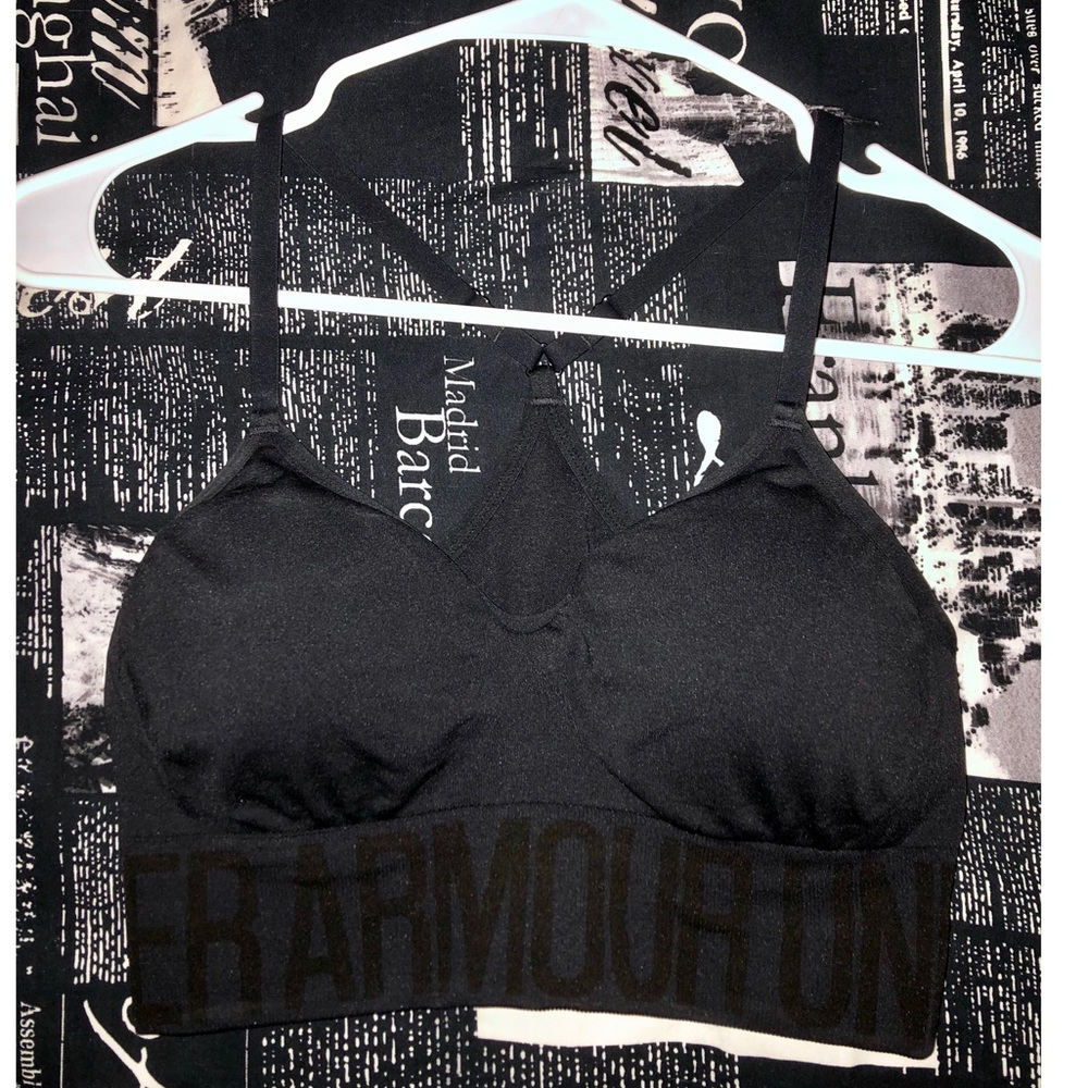 Under Armour Sports Bra Low Impact Size Medium